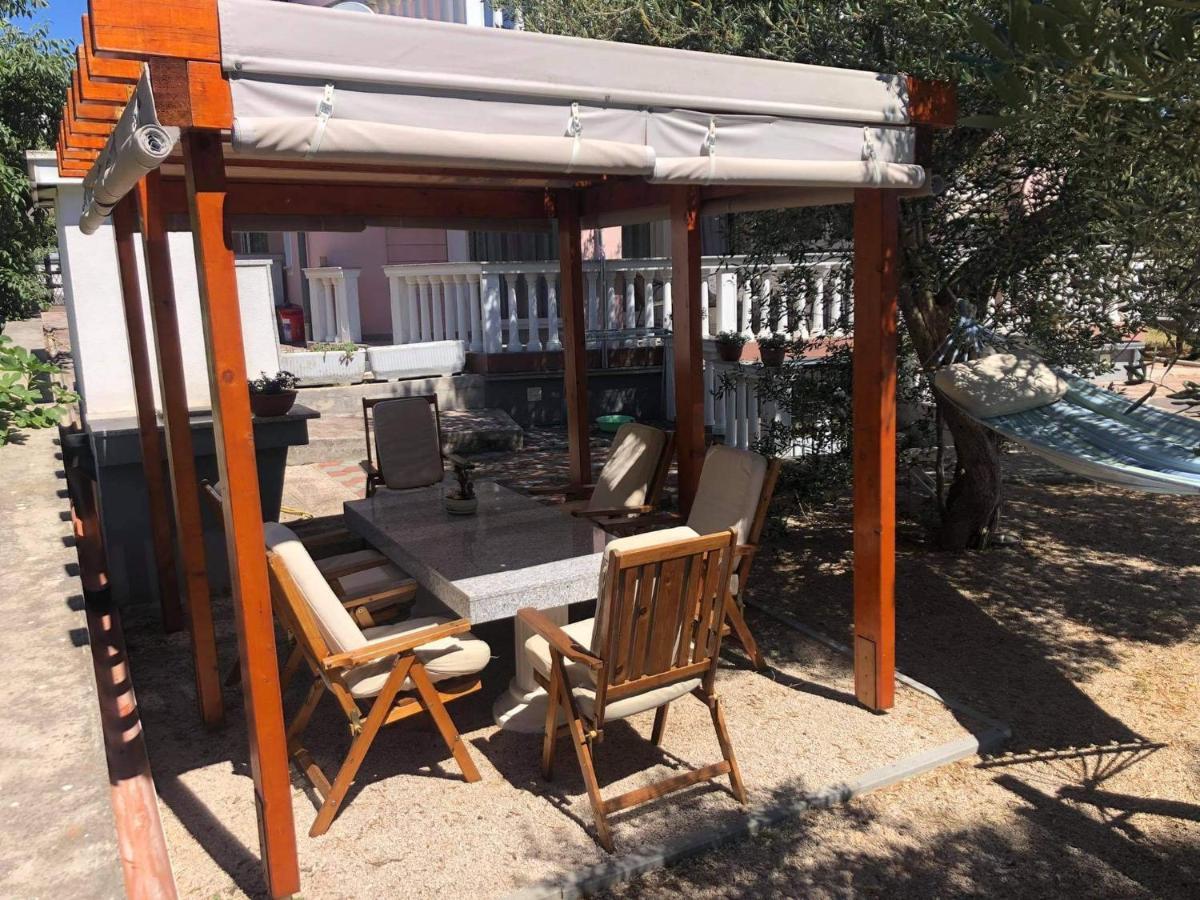 Krk Kornic Apartments Екстериор снимка