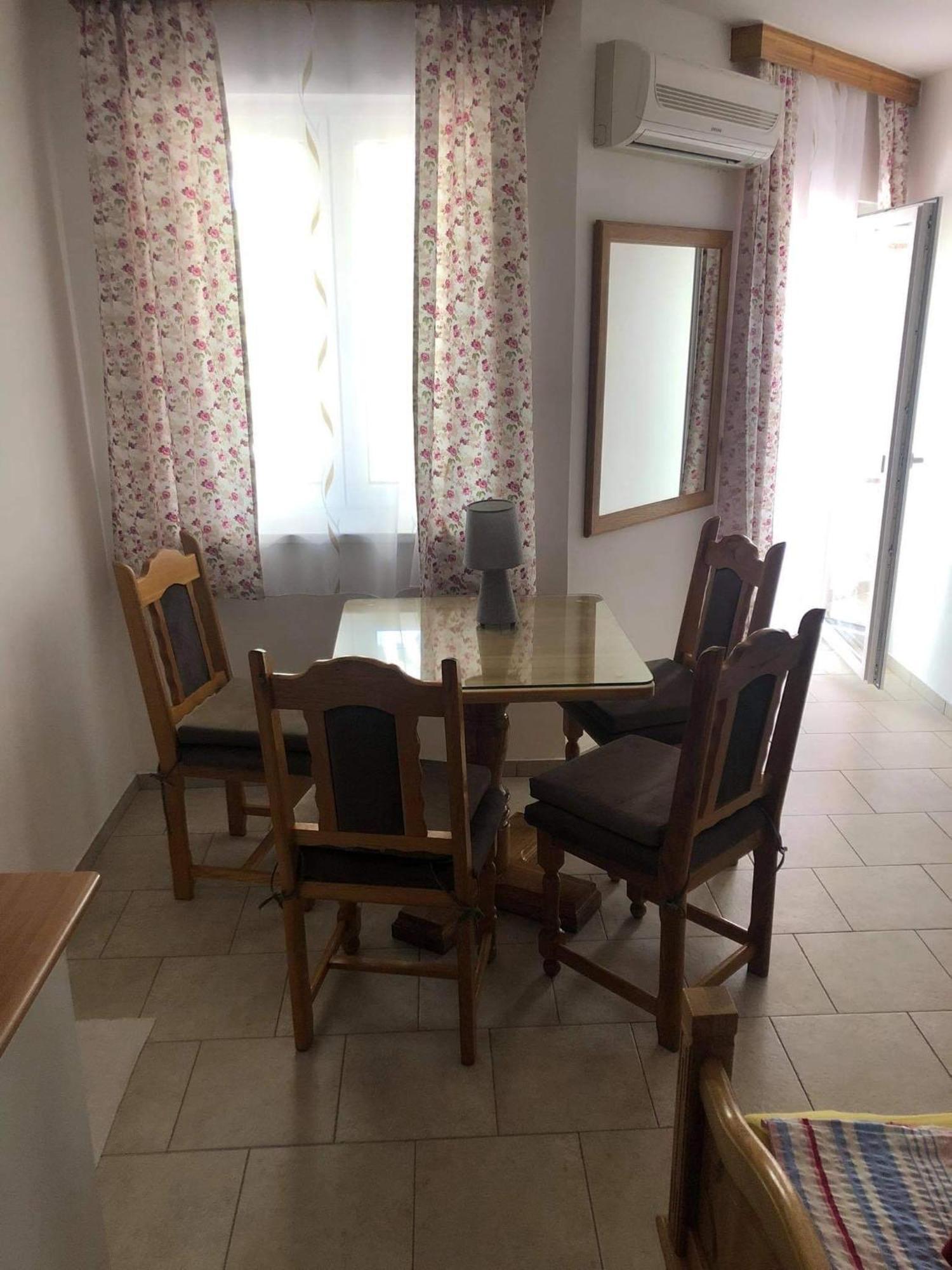 Krk Kornic Apartments Стая снимка