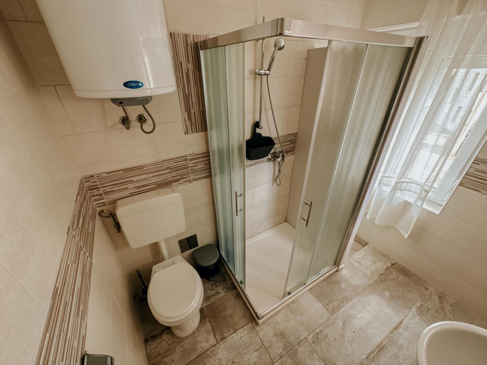 Krk Kornic Apartments Екстериор снимка