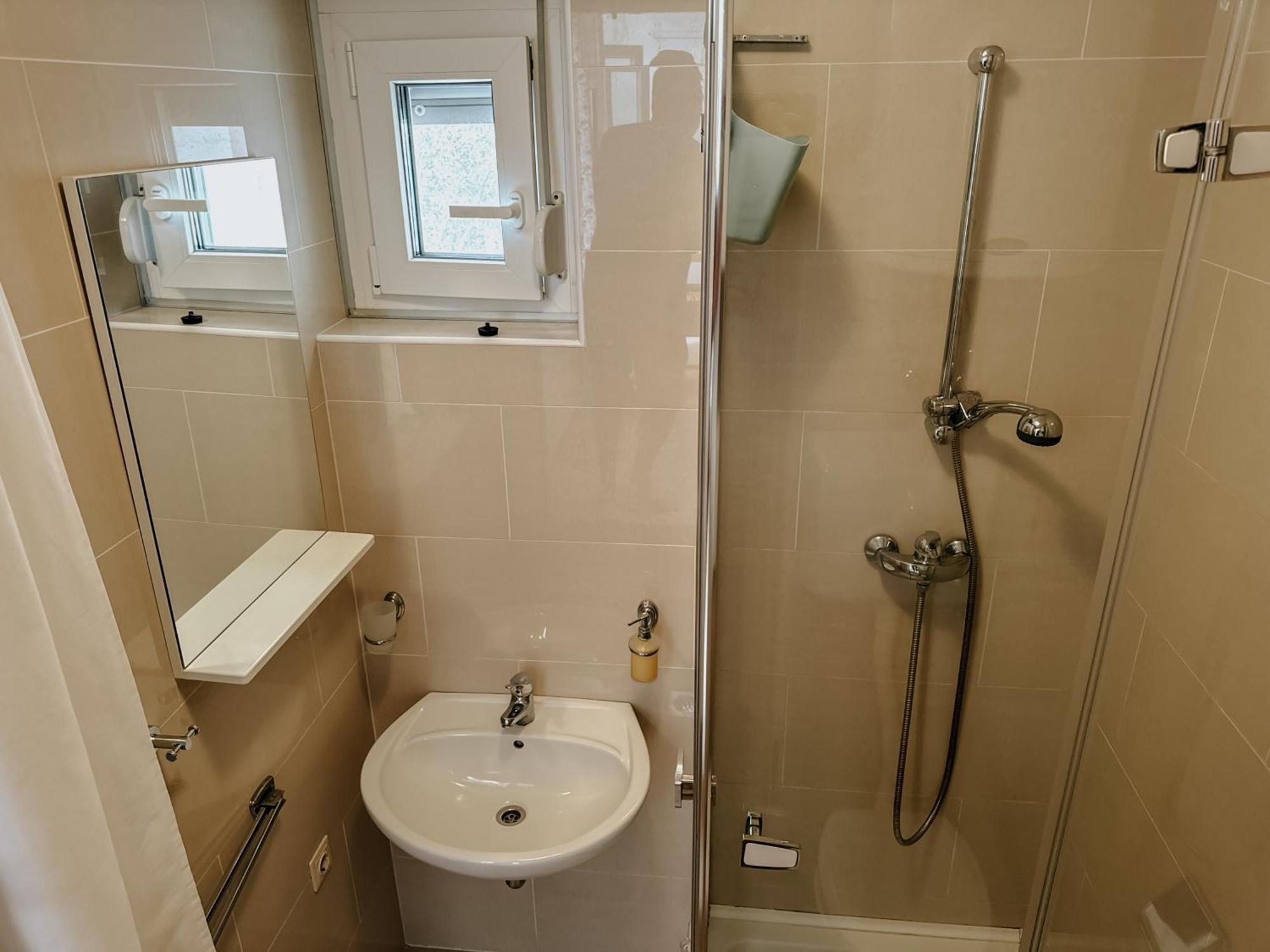 Krk Kornic Apartments Екстериор снимка